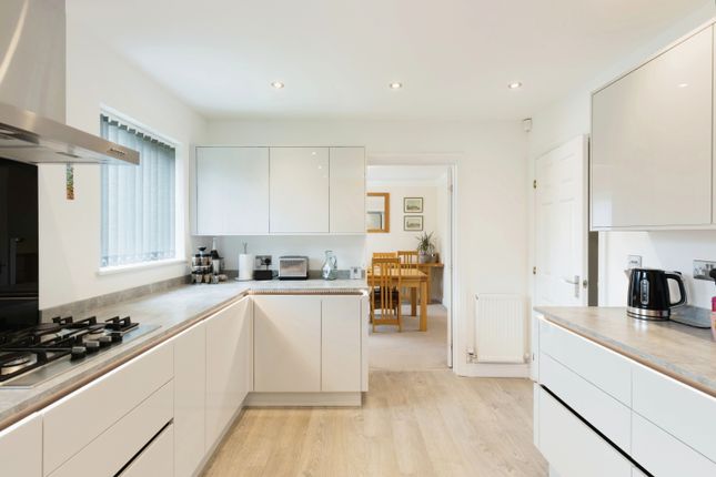 57, Galileo Gardens, Cheltenham photo 3