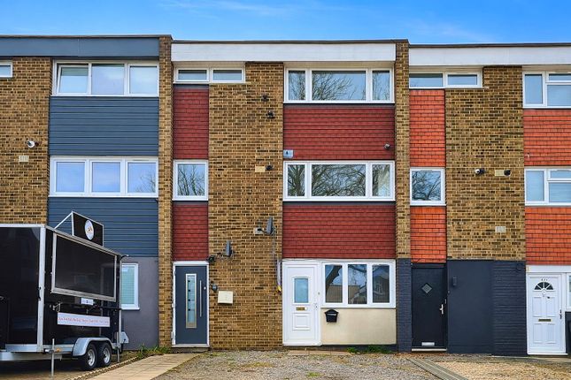 1-bed flat on 39a, Westerdale, Hemel Hempstead, £210,000
