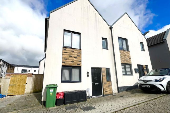 Thumbnail Semi-detached house for sale in Hull Road, Camborne