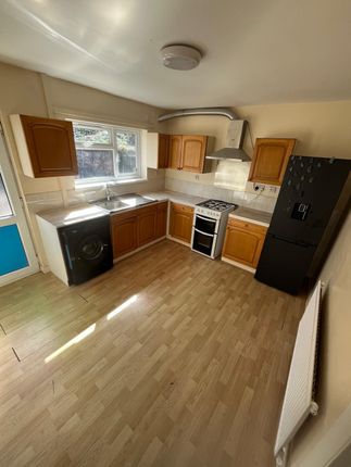 34, Armfield Street, Coventry photo 4