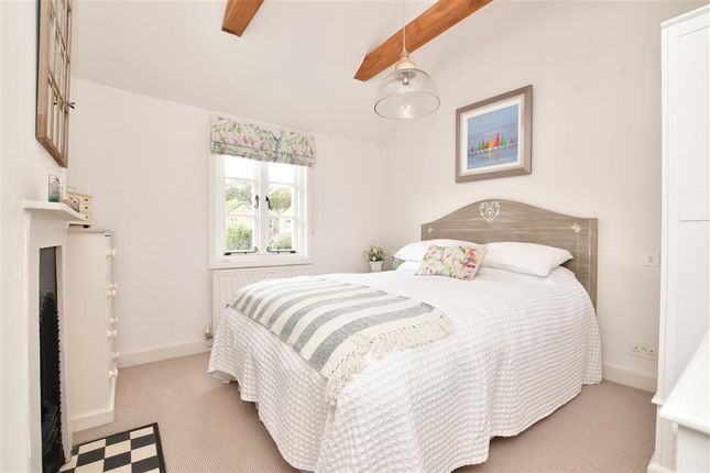 Thumbnail Cottage for sale in Church Side, Epsom, Surrey