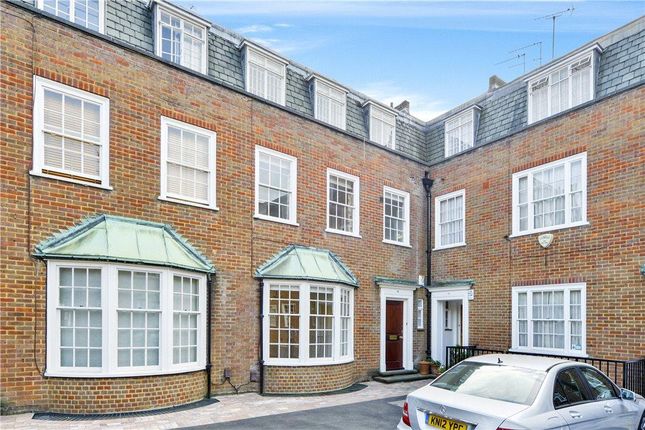 Detached house to rent in Dovehouse St, London