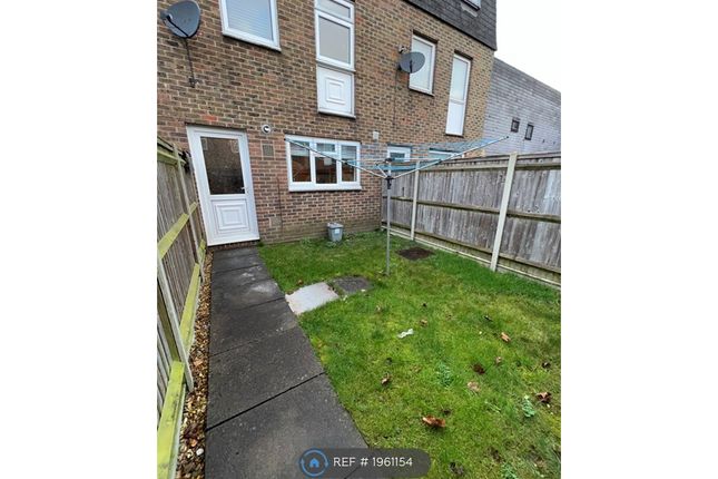 Terraced house to rent in Spenlow Close, Portsmouth