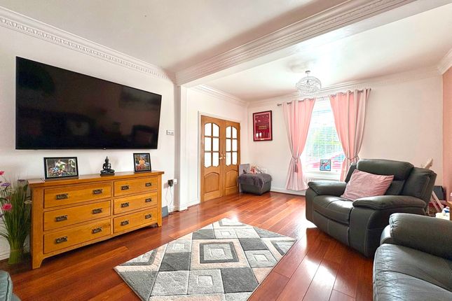 23 , Bryncaerau, Kidwelly photo 5