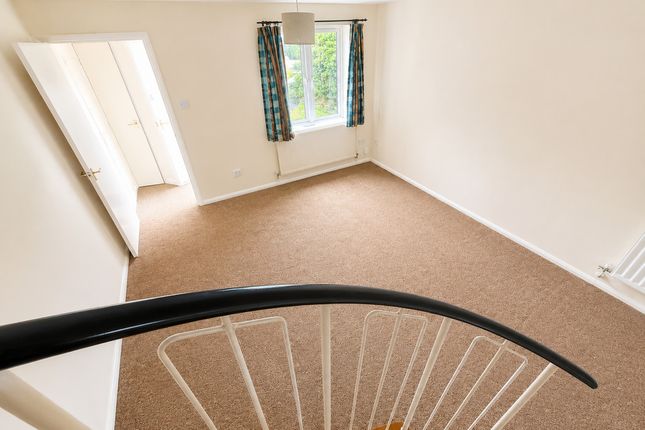 178, Dewfalls, Bradley Stoke photo 4