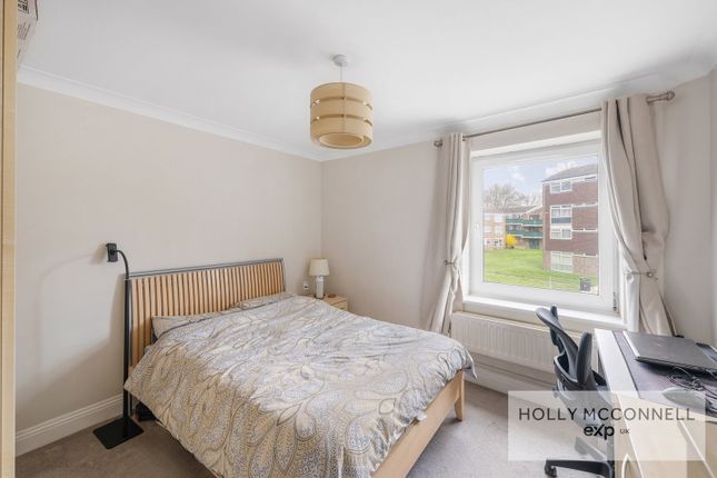 Forge House,Flat 5, Dacre Park, London photo 4