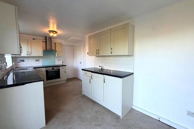 132 Quebec Road, Blackburn photo 5