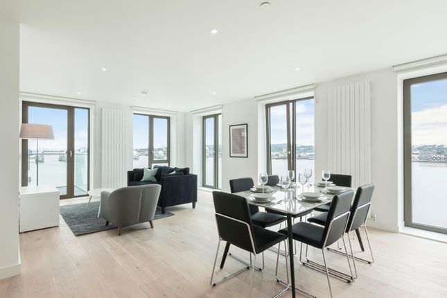 Thumbnail Flat for sale in Kelson House, Royal Wharf, London