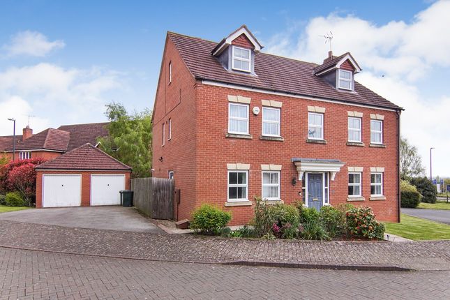 Thumbnail Detached house for sale in Follis Walk, Coventry