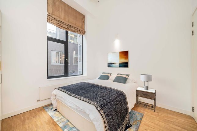 Flat 1, Sweeps Building, 34, Leather Lane, London photo 3