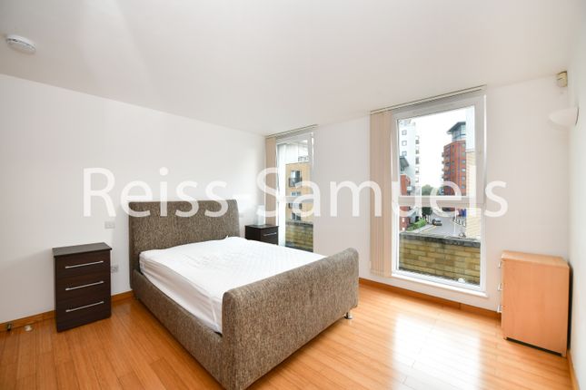 Thumbnail Flat to rent in Helion Court, Westferry Road, Canary Wharf, London
