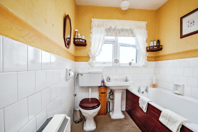 Bungalow for sale in St. Aidan Road, Bridlington, East Riding Of Yorkshi