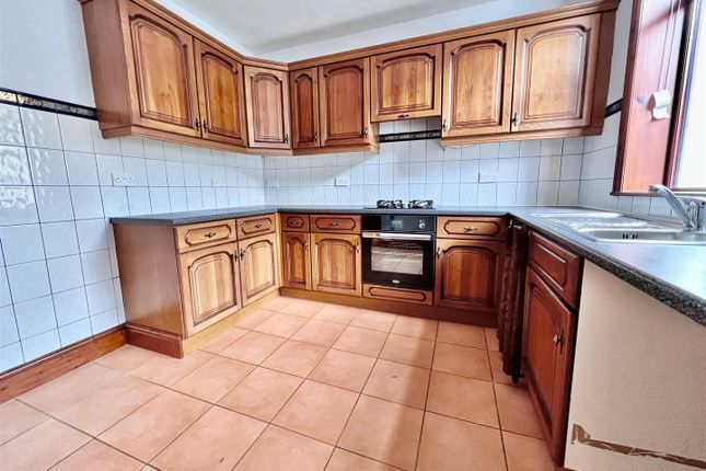 36, Brogden Street, Barnoldswick photo 4