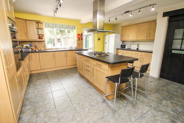 4 Waterloo Road, Bournemouth photo 3