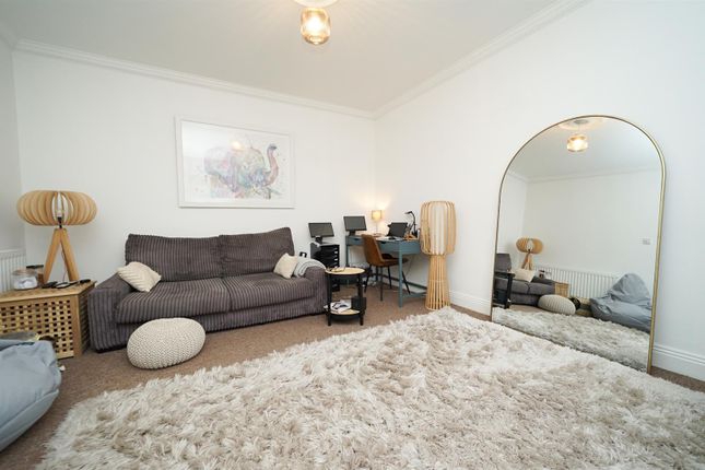 2, Clarendon House, Linslade photo 4