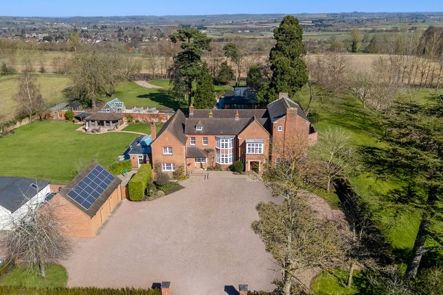 Thumbnail Detached house for sale in Long Marston Road, Welford On Avon, Warwickshire