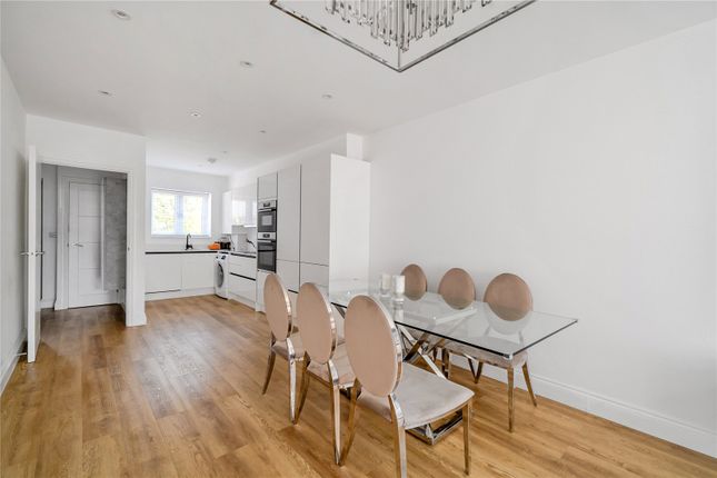 Knightsbridge House,, Field Common Lane, Walton-On-Thames photo 4