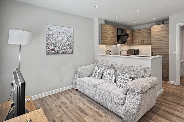 1-bed flat on 35, Newmans Close, Wimborne, £195,000