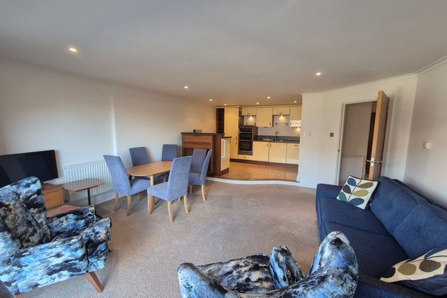 Flat 2, Bristol photo 2