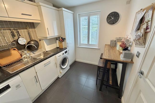 32, Turnbull Road, Altrincham photo 3