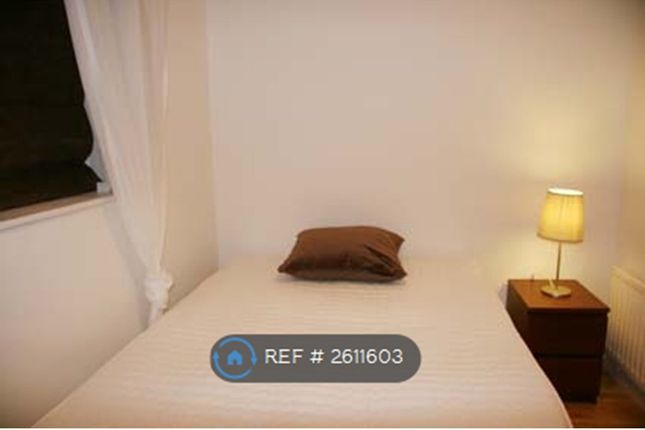 Bedroom 3 001