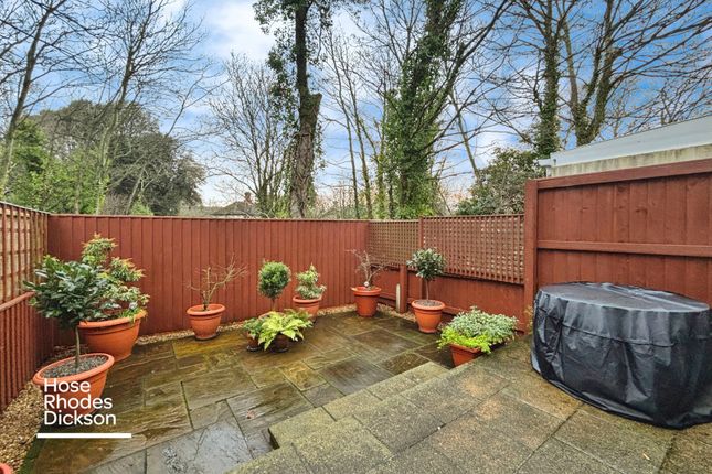 3 Priory Mews,, Priory Road, Isle of Wight photo 4