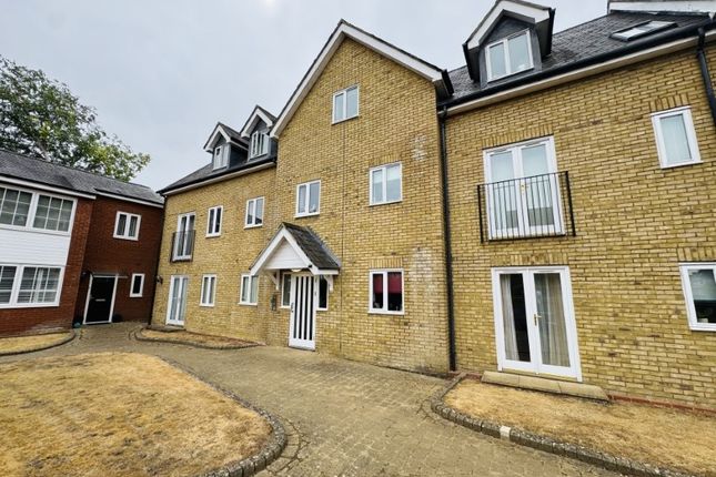 2-bed flat on Flat 24, Stamford Yard, Royston, £185,000