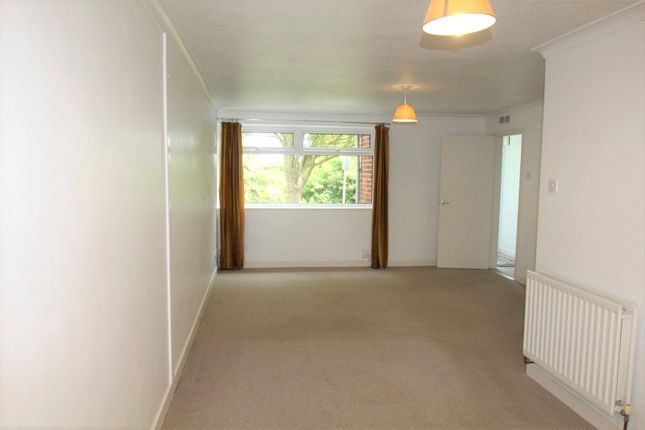 48, Rookery Place, Huntingdon photo 2