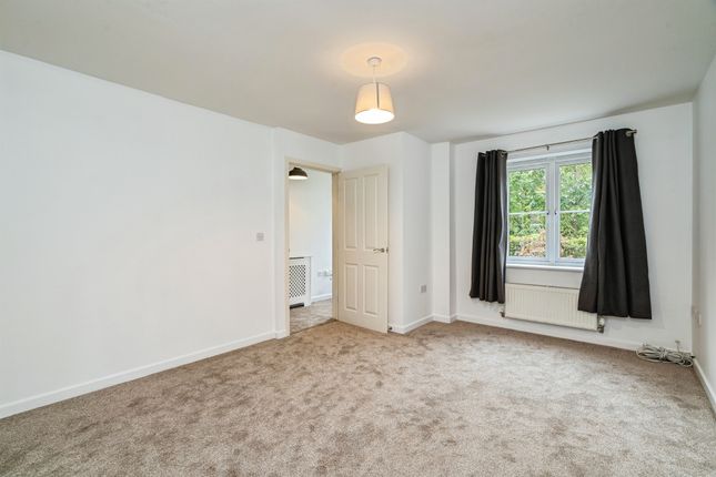 14, Spencer Crescent, Diss photo 3