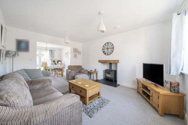 26 Pyon Close, Hereford photo 4