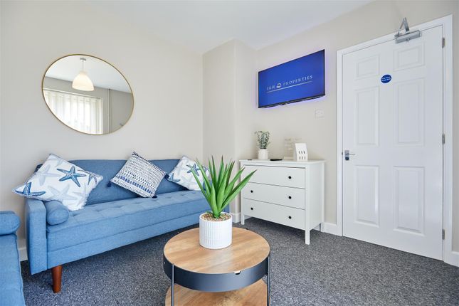 3 Fountains Road 22.Jpg