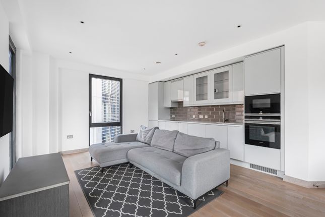 Apartment 10,, 2 Drapers Yard, London photo 4