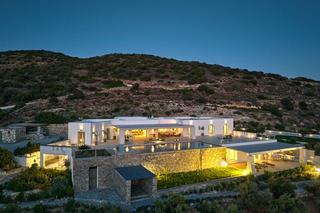 Villa for sale in Galene, Paros (Town), Paros, Cyclade Islands, South Aegean, Greece