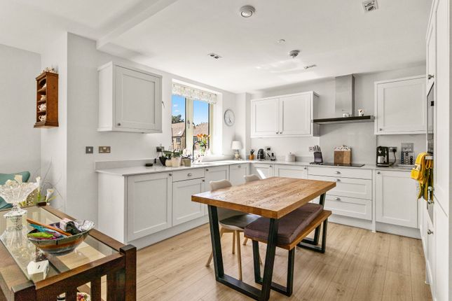 Apartment 5, Cypress Grange,, Siddington Park, Siddington photo 2