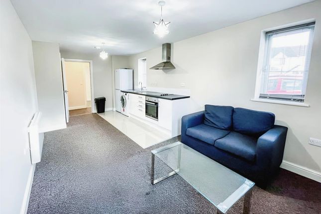 Thumbnail Flat to rent in Mcconnel Crescent, New Rossington, Doncaster