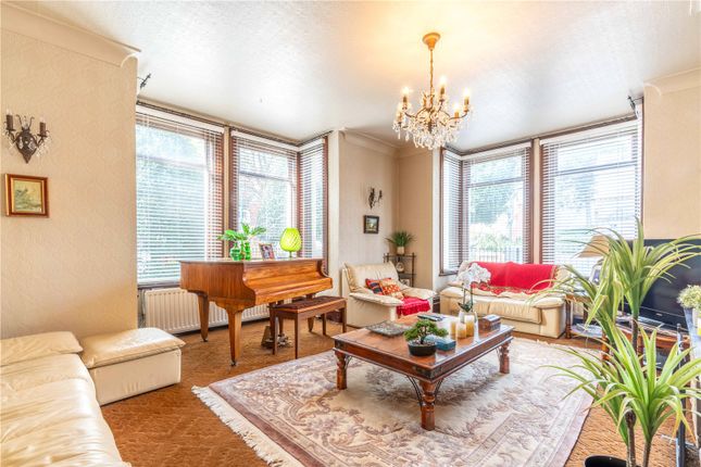 19, Leicester Road, London photo 2