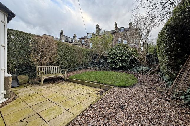23, Duchy Avenue, Harrogate photo 3