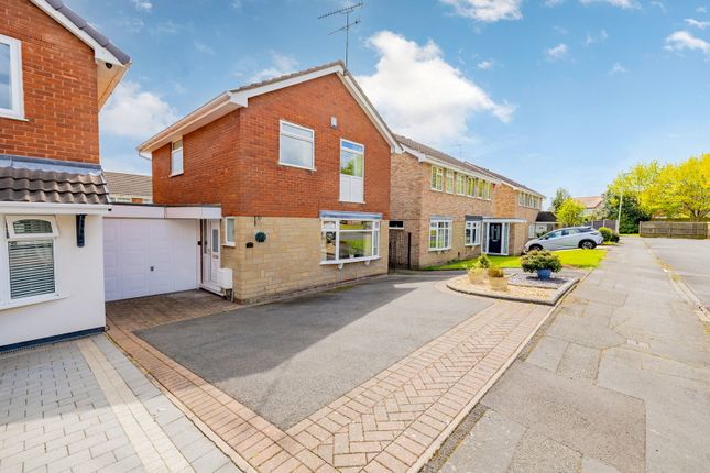 3, Gladstone Grove, Kingswinford photo 3