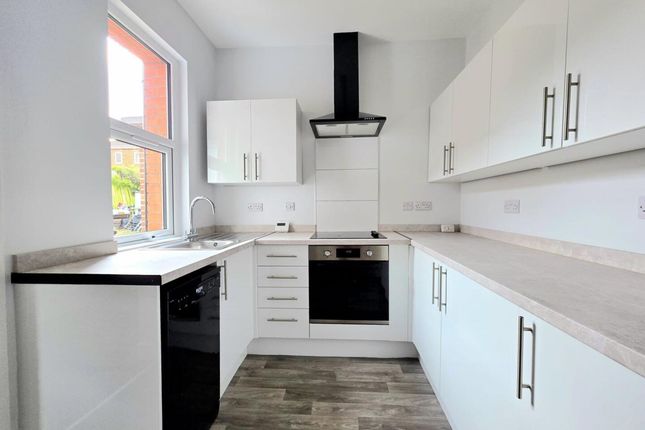 33 Pindar Oaks Cottages, Barnsley photo 3