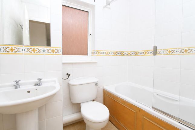 3, Mavish Close, Norwich photo 4
