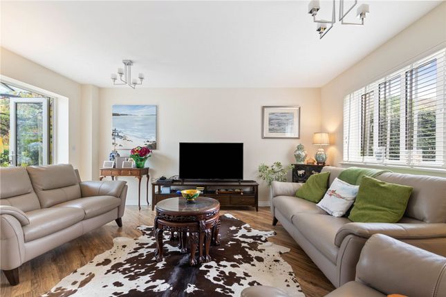 43 Whyke Marsh, Chichester photo 2