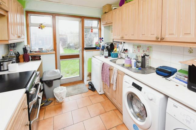 Semi-detached house for sale in Beadon Drive, Braintree