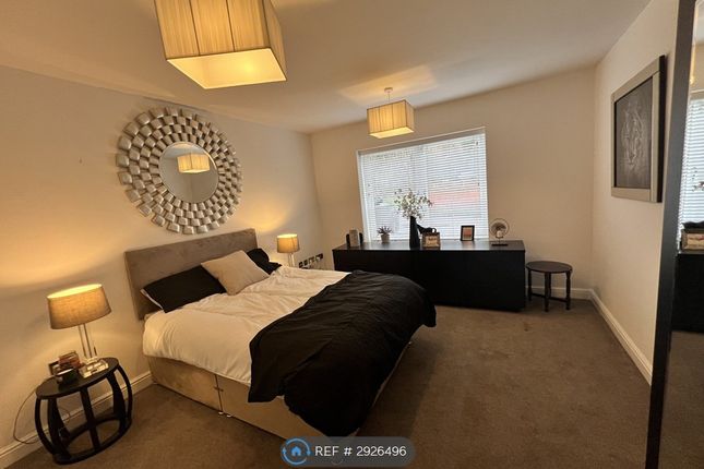Millrace Close, Cheadle photo 3