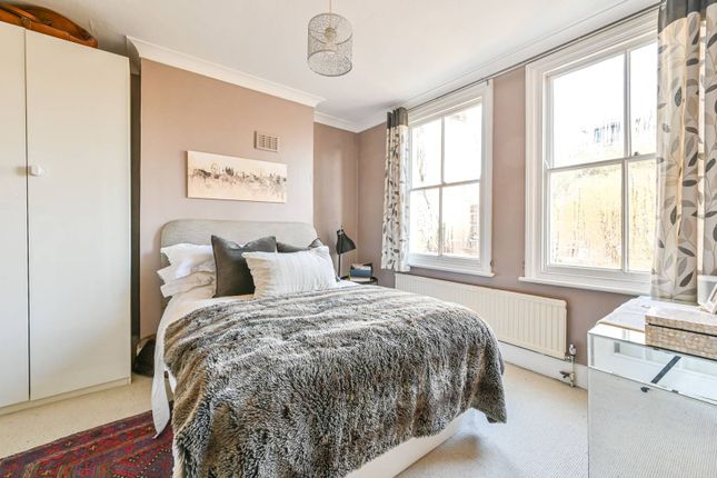 Thumbnail Flat to rent in Lavender Gardens, Clapham Junction, London