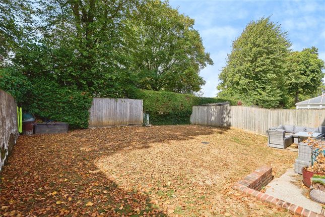 7B,, Elmbank Gardens, Isle of Wight photo 4