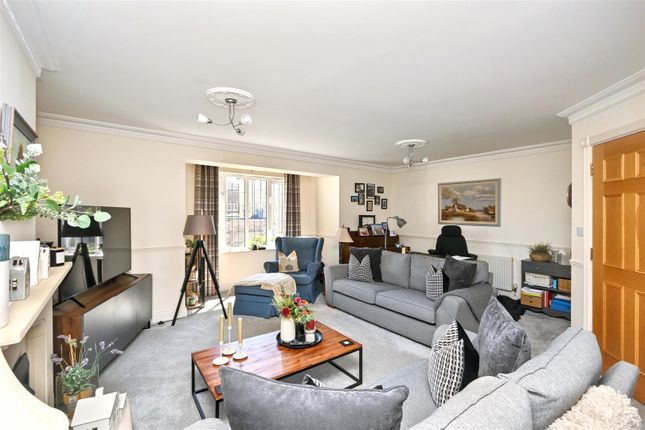 2, Belvedere, Eastbourne photo 2