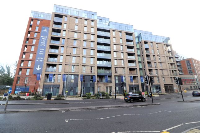 Flat for sale in Picture House, 1 Marketfield Way, Redhill, Surrey
