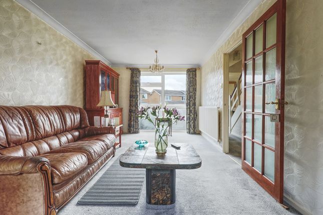 22 Vicarage Road, Buntingford photo 3