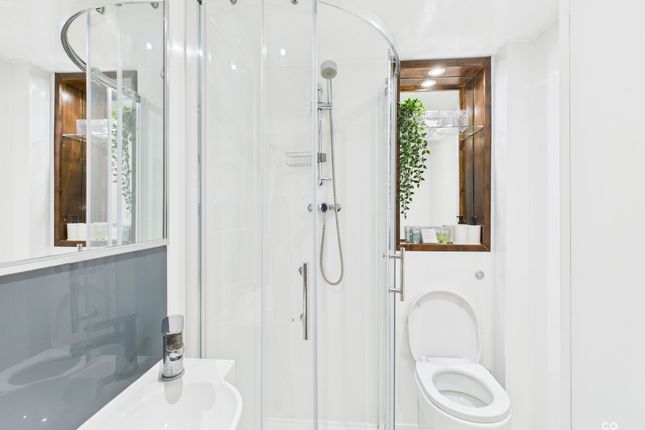 Studio 11 11 Seafield Road, Hove photo 5