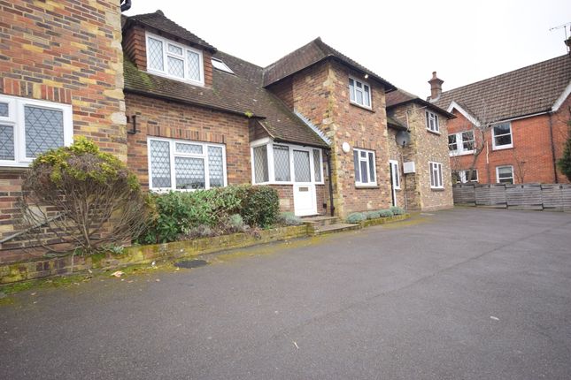 Flat to rent in New Town, Uckfield